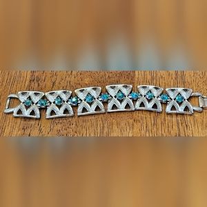 Coro bracelet- Vintage